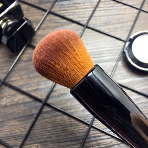 Bobbi Brown - Makeup Brush